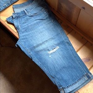 -**SOLD** Great casual capris